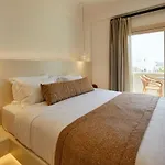 Apricus 4* Perissa (Santorini)