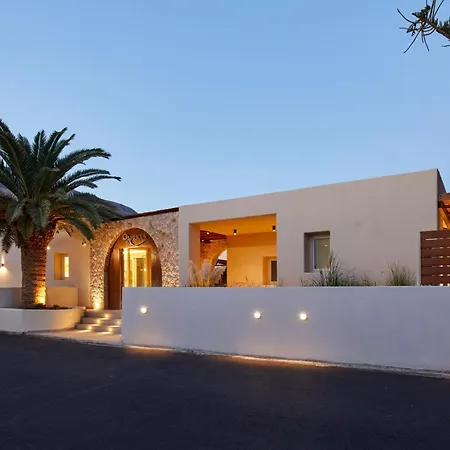 Apricus Hotel 4*