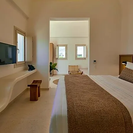Hotel Apricus Perissa (Santorini)