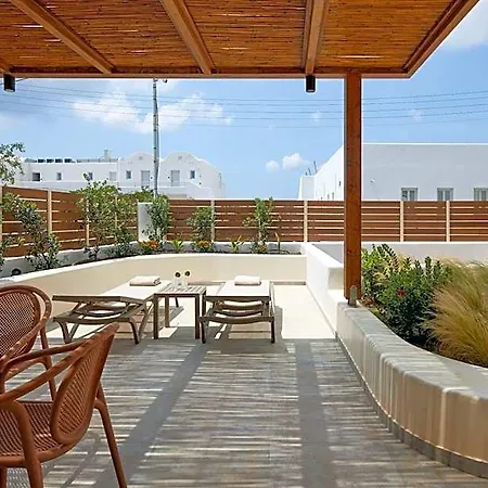 Apricus Perissa (Santorini)