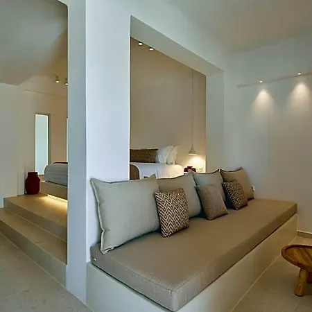 Apricus Hotel