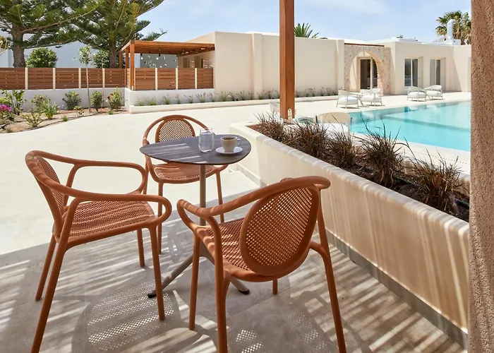 Apricus Perissa (Santorini)