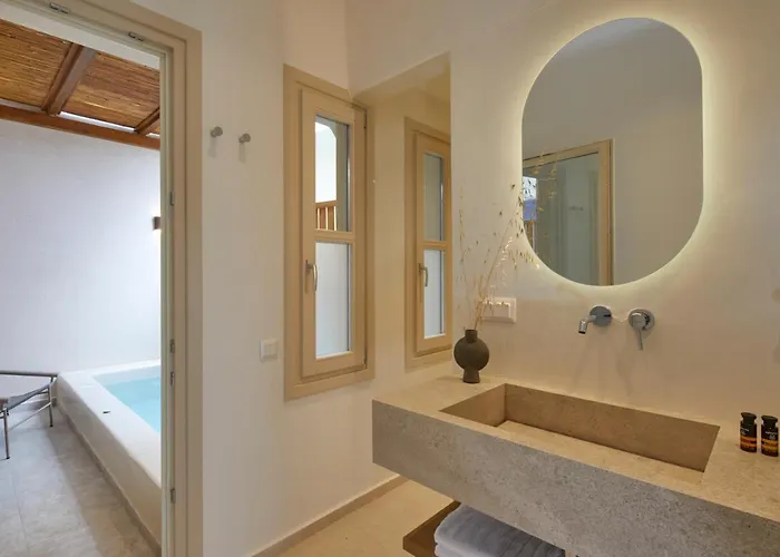 Hotel Apricus Perissa (Santorini)