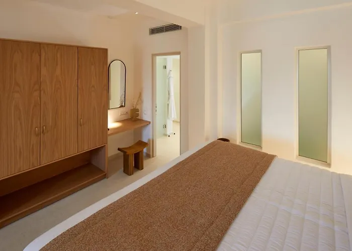 Hotel Apricus Perissa (Santorini)