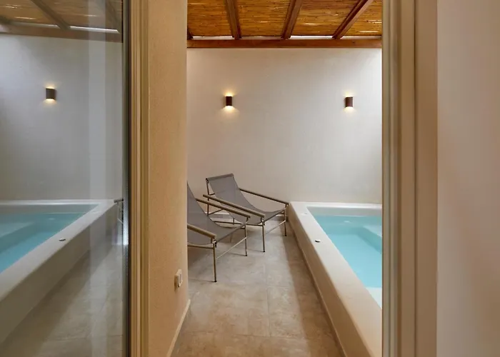 Hotel Apricus Perissa (Santorini)