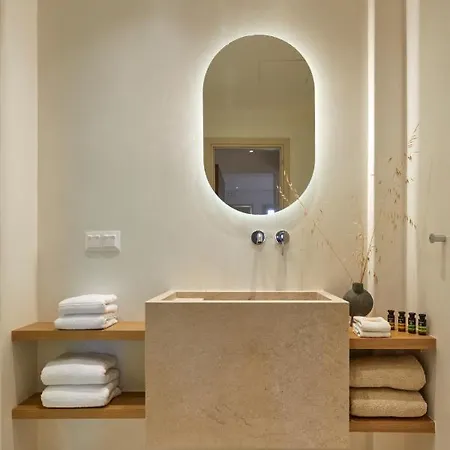 Hotel Apricus Perissa (Santorini)