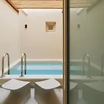Apricus מלון 4*